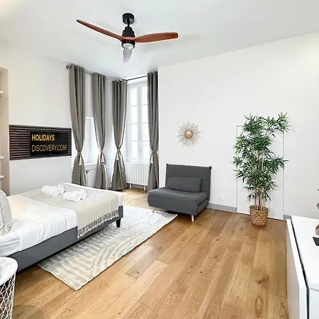 Spacious Studio In Saint-germain-des-pres *