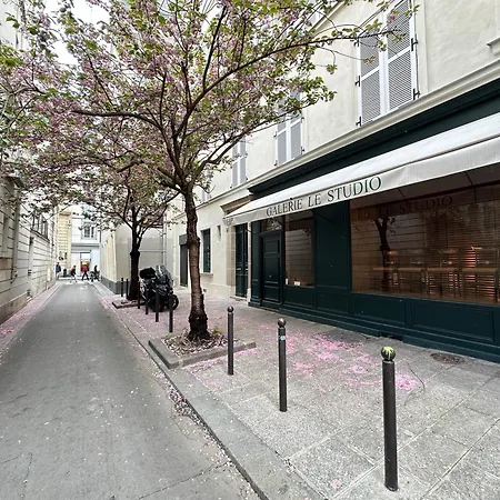 아파트 Spacious Studio In Saint-germain-des-pres *